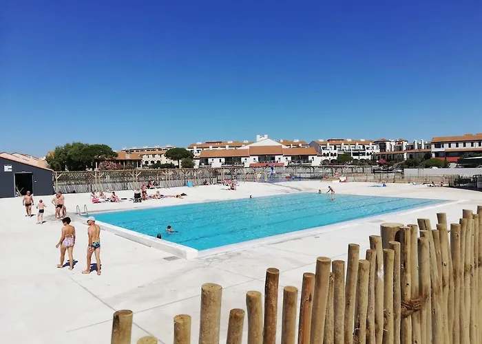 Mezzanine Avec Vue Magnifique Sur Le Canigou A Cap Coudalere - Piscine A Partir D'avril - Aire De Jeux D'enfants-terrain Multisport - Parking * Le Barcarès