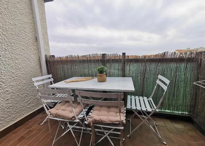 Mezzanine Avec Vue Magnifique Sur Le Canigou A Cap Coudalere - Piscine A Partir D'avril - Aire De Jeux D'enfants-terrain Multisport - Parking Apartament *