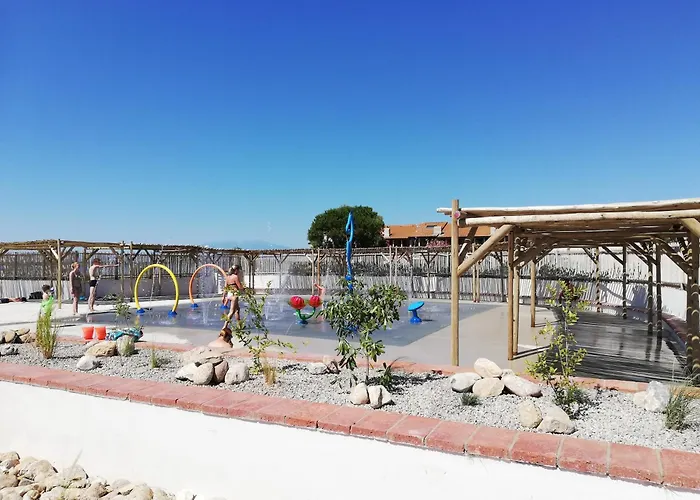 Apartament Mezzanine Avec Vue Magnifique Sur Le Canigou A Cap Coudalere - Piscine A Partir D'avril - Aire De Jeux D'enfants-terrain Multisport - Parking Le Barcarès