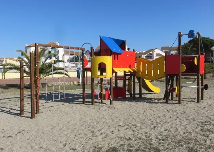 Mezzanine Avec Vue Magnifique Sur Le Canigou A Cap Coudalere - Piscine A Partir D'avril - Aire De Jeux D'enfants-terrain Multisport - Parking Apartament Le Barcarès